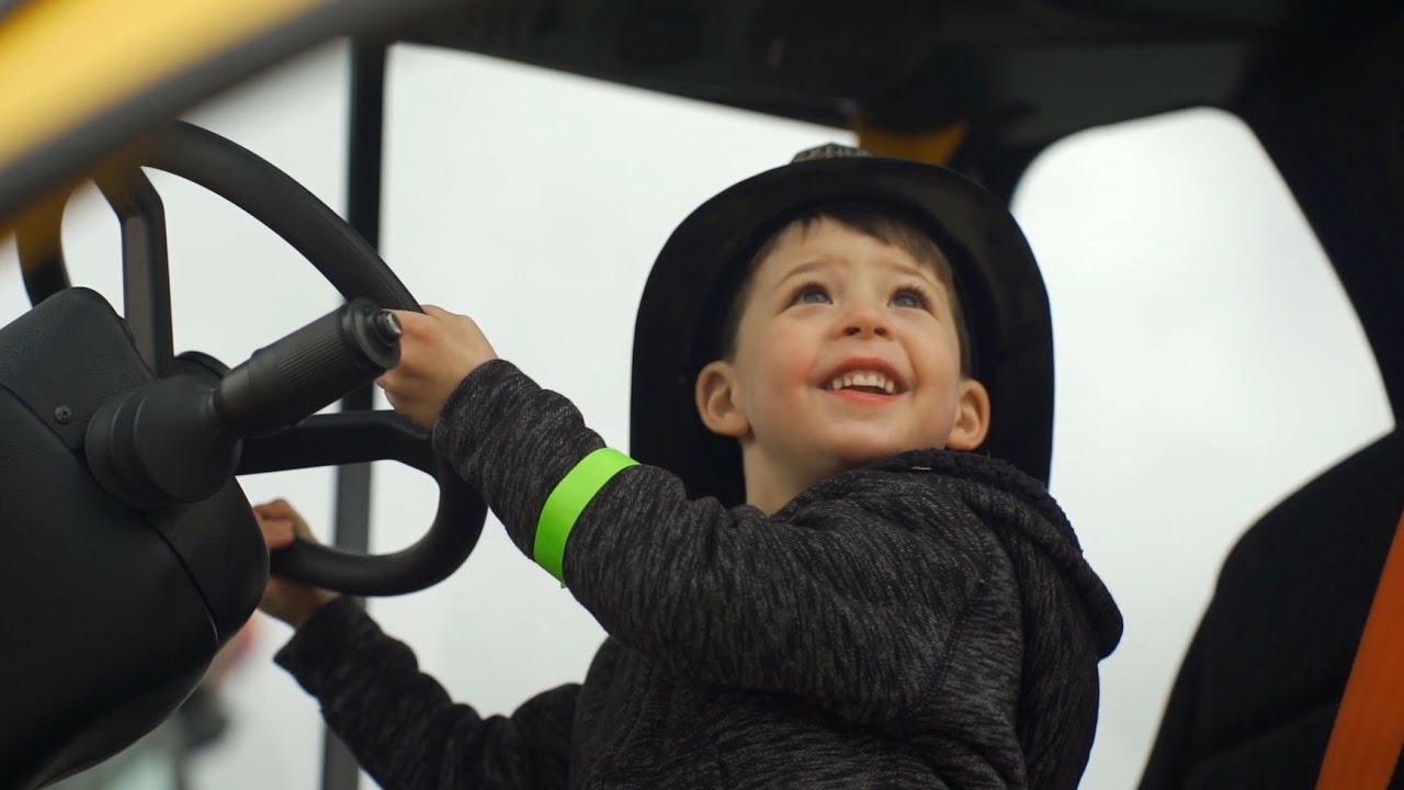 Kohl Children's Museum Touch a Truck Family Festival - YouTube