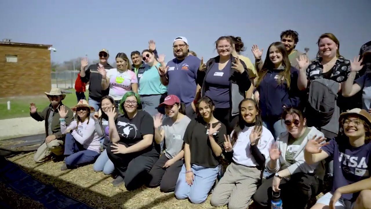 CREA Fellows Visit Gardopia Gardens