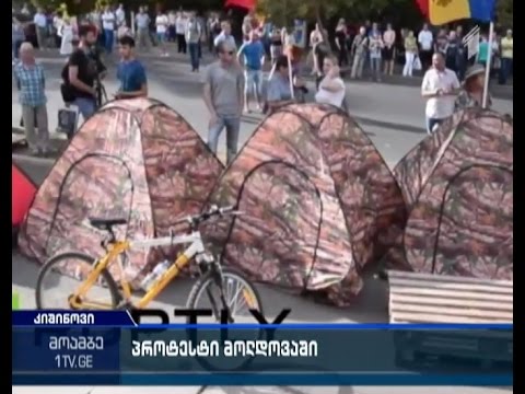 კიშინიოვის ცენტრში დემონსტრანტებმა კარვები გაშალეს