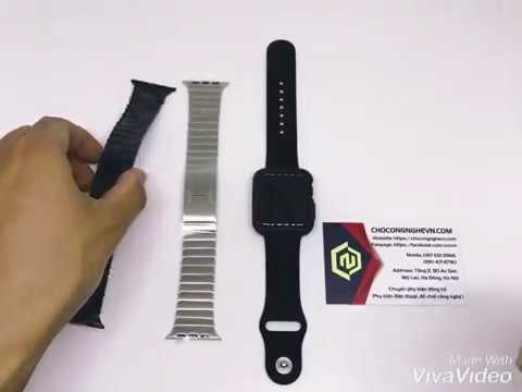 Trên tay dây đeo đồng hồ Apple Watch - Link Bracelet có nút bấm dễ dàng tháo mắt