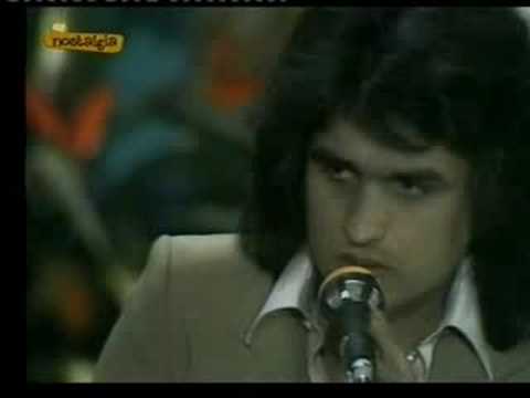 Albatros Volo AZ 504. Toto Cutugno a Sanremo 1976