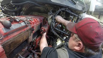 ISX Engine re build PT17 Head removal Prep 04 ifsm by Rawze