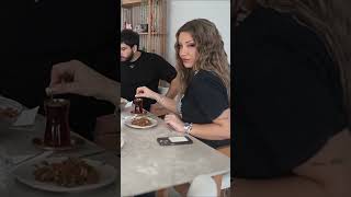 Mika Raun Kaşık Sesine Kıvırtıyor