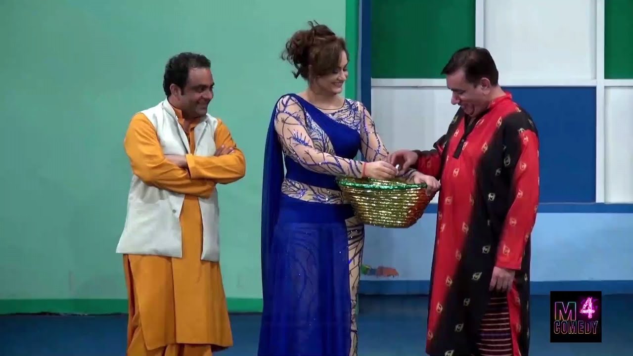Nasir Chinoyti || Gulfam ||Nargis |best performance |Comedy Video |stage drama short clip 