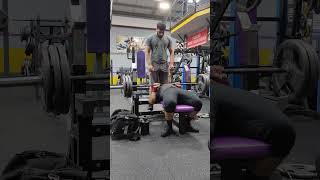 130kg x 4 close grip bench #bodybuilding #gym #gymmotivation #powerlifting #weightloss