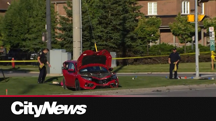 Woman, child in critical condition following two-vehicle crash in Mississauga