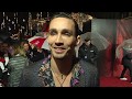 Mortal Engines: Robert Sheehan 'Tom Natsworthy' Movie Premiere Interview