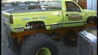 TNT Monster Truck Challenge 1990 Myrtle Beach Race 1 (TuffTrax)