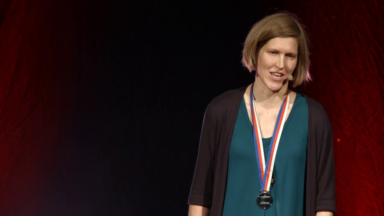 Z vrcholu za štěstím | Jana Veselá | TEDxPrague