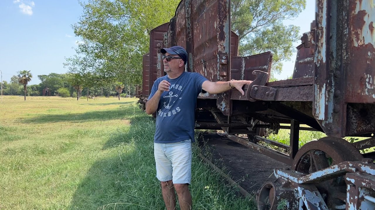 Sábado a la mañana en un pueblo de 150 habitantes - Elvira - Lobos - Buenos Aires
