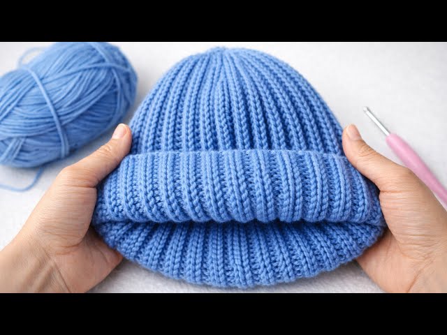 This Simple Crochet Beanie Looks Beautiful in Any Color - YouTube