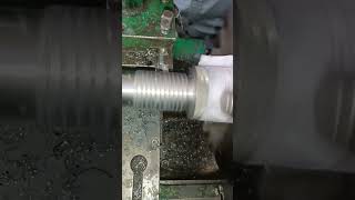 Single start thread | part 1| 👷🛠️.   #turner #trending #machine #lathe #trendingshorts #threads