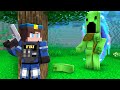 マイゼンはMinecraftでモンスターのマイキーを追い詰めています マイゼンはMinecraftでモンスターのマイキーを追い詰めています