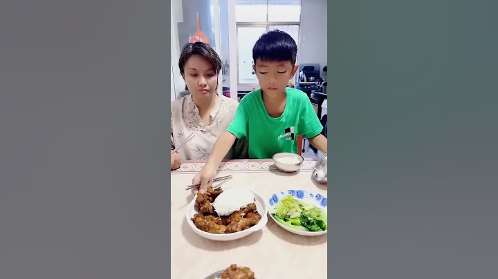 How warm-hearted is the son, his love for his mother will never change #food #funny#comedy