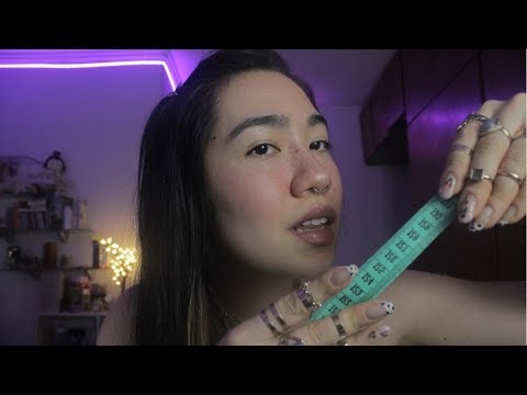 ASMR | Tirando suas MEDIDAS e testando sua VISÃO (com objetos cada vez mais aleatórios)