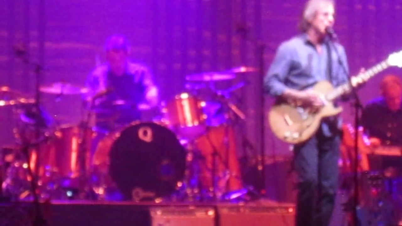 Jackson Browne with Fritz Lewak on drums You Love the Thunder