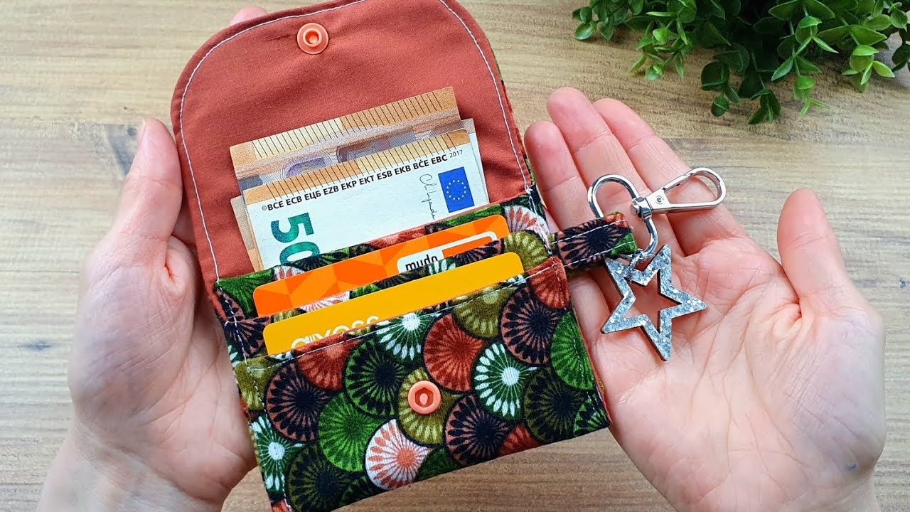 I make dozens of these a day and sell them all. In just 4 minutes!