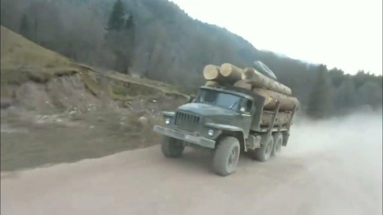 Лесовозы в Карачаево Черкесии поселок Пхия