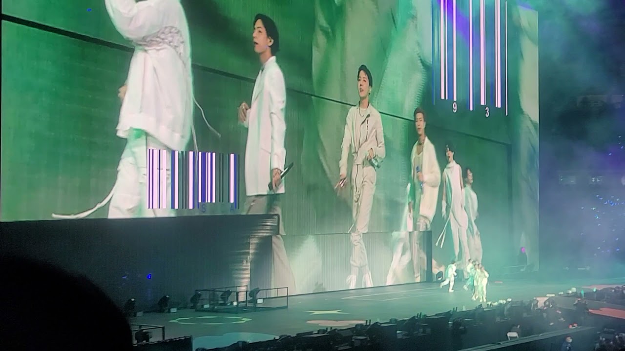 Day 3 Permission to Dance - LA Concert - BTS Greets ARMY and "DNA" Performance! (FAN CAM)