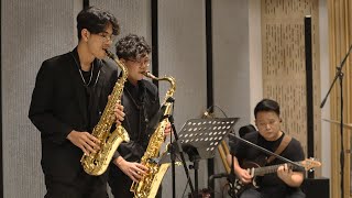 Download lagu Fly As Me - Silk Sonic | GUIFI