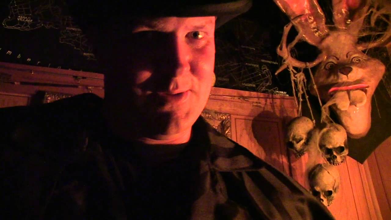 On the Job - Haunted Mansion