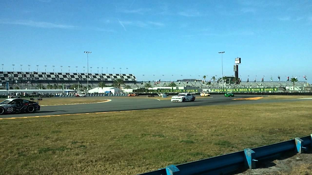 Grand-Am Road Racing: Rolex 24 at Daytona - Pace Laps (Daytona - 3:26pm - 01/28/12)