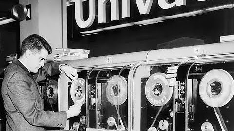 Old computer commercial of Univac (1956)