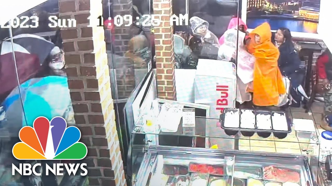 Video shows chaos in moments after NYPD officer stabbings
