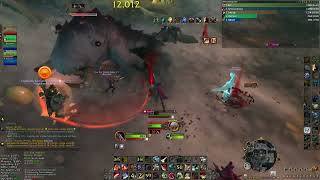 **SEASON 2**fighting the floor boss WoW Dragonflight 10.1.0 arms warrior pve The Underrot Mythic +11