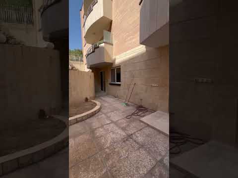 همکف حیاط اختصاصی پل مارنون اصفهان خونه    