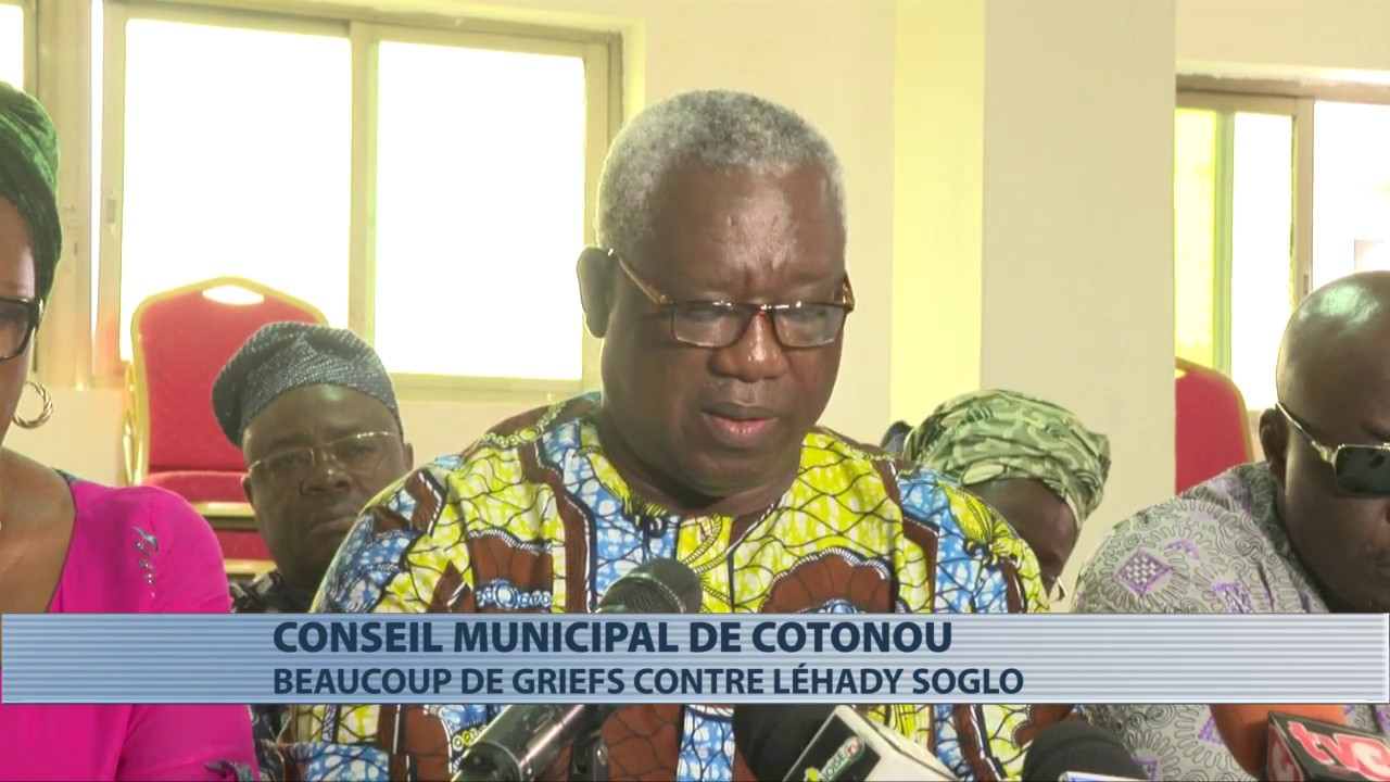 Mairie de Cotonou : des conseillers approuvent la révocation de Léhady Soglo