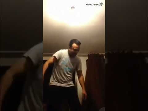 Хахахаха чел упал с окна своего дома