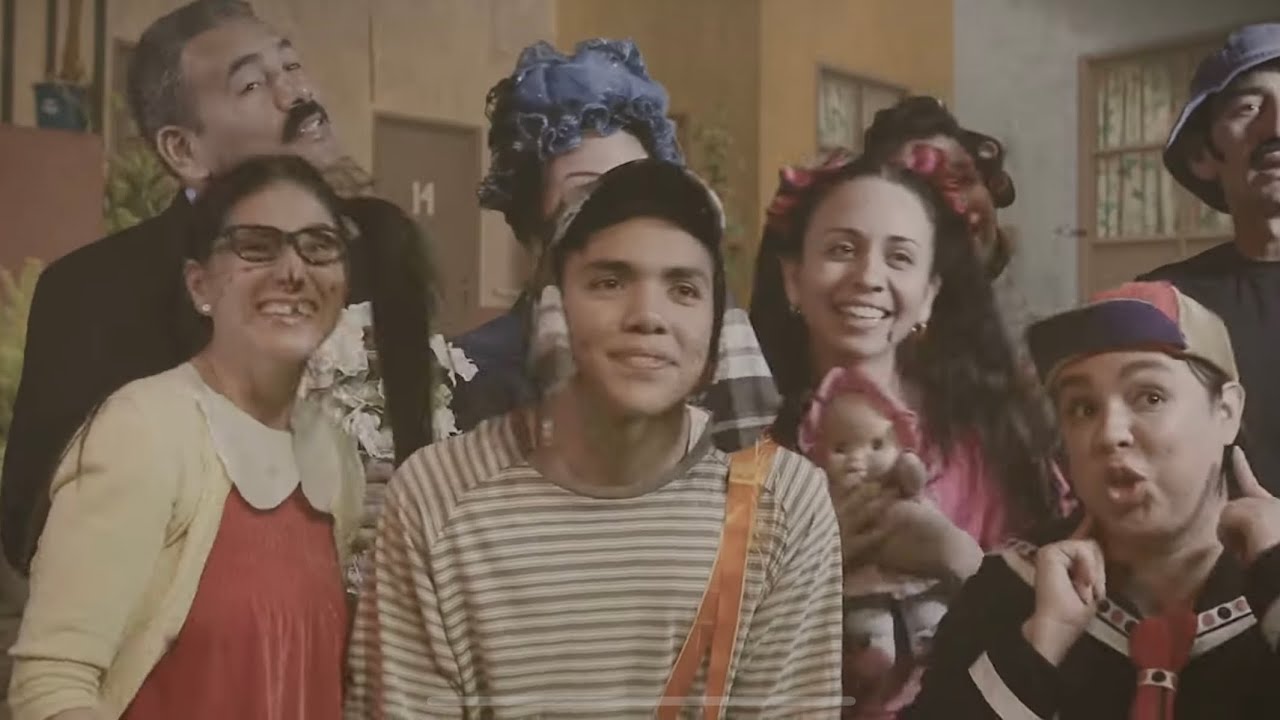 Óyelo, Escúchalo, te está buscando a ti. | Chavo del 8 en Chase Oaks Español