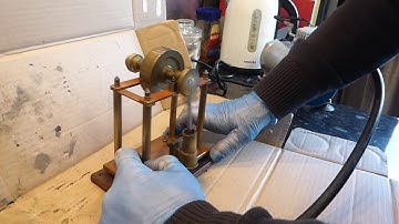 Brass oscillating live steam engine running on a small air brush compressor