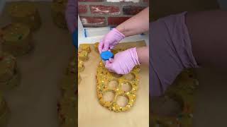 How Many Cake Pops From One Box Mix?