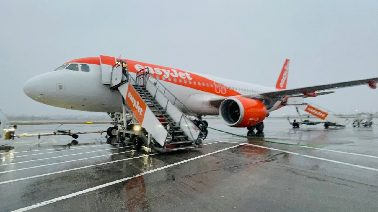 TRIPREPORT | EasyJet | Edinburgh to London Luton | Airbus A320