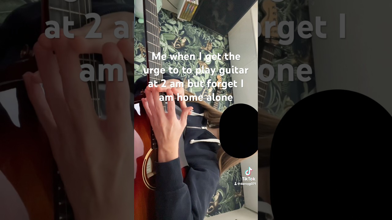 It’s so scary 😂🔥🎸 