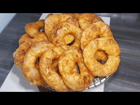 مساء الورد والياسمين يا أغلى القلوب الطيبة مرحبا بكم فوصفة اليوم السفنج والأسرار باش يصدق ليكم