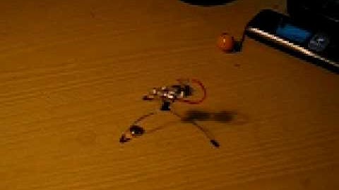 Beam Vibrobot: Spinal the Vibrobot