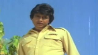 Download Lagu Mithun Chakraborty's Entry Fight Scene  - Mithun Chakraborty, Shakti Kapoor, Ranjeeta MP3