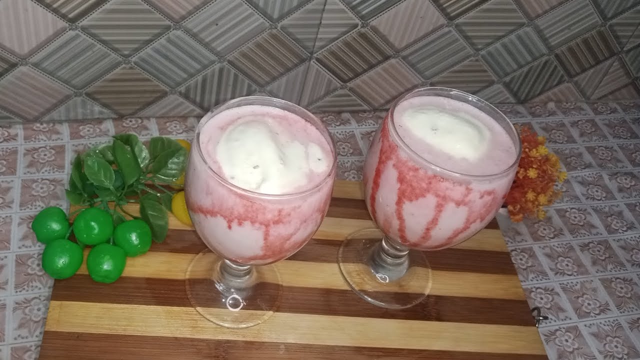 Strawberry Shake 🧋 Ice cream shake Strawberry ka juice 🥤 YouTube