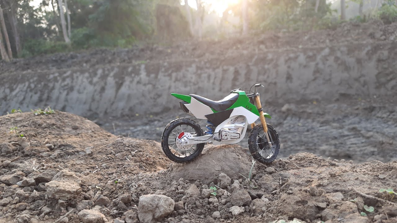handmade Miniature dirt bike,stunt bikena miniaturenew year
