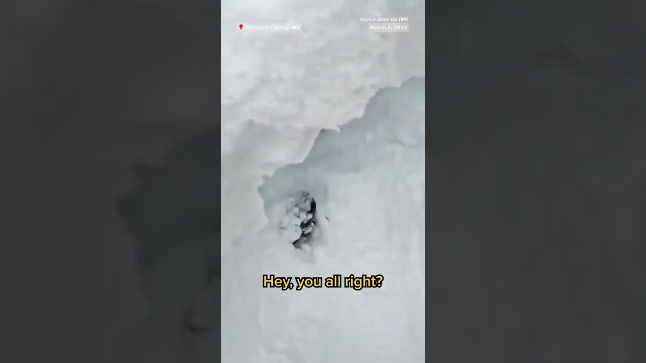 #Skier rescues #snowboarder buried under #snow