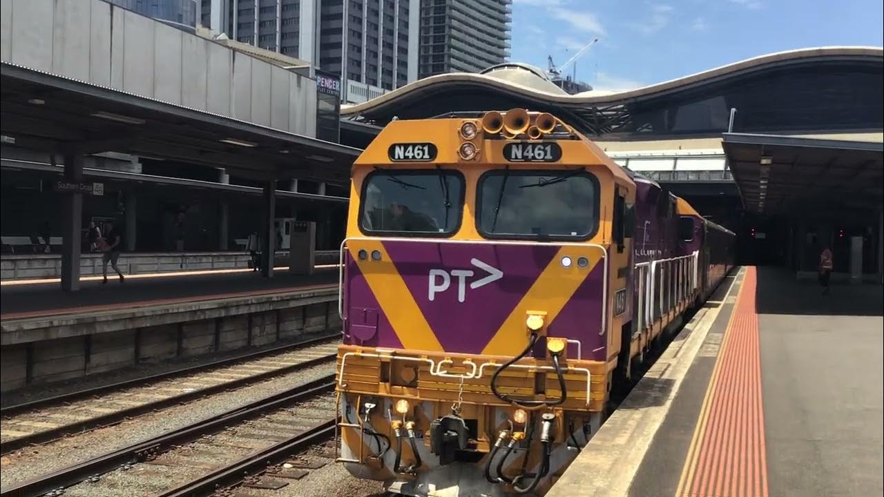 V/Line N461 City of Ararat Departing Southern Cross Station to Shepparton Leslie RS5T HORN SHOW