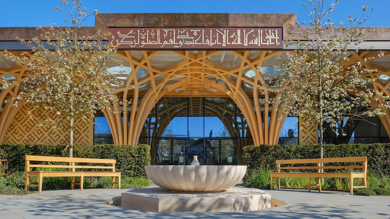 مسجد كامبريدج المركزي..أجمل مسجد في بريطانيا وأوروبا Cambridge Central Mosque