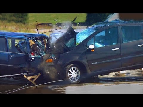 Fifth Gear - Renault Modus v Volvo 940 Crash Test