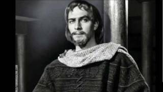 Famous Think different - Act different - Christopher Plummer Wealth