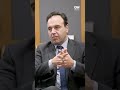 «Να στείλουμε το μήνυμα ότι το τάμπλετ και το κινητό δεν είναι υποκατάστατα της πραγματικής ζωής»
