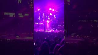 Garth Brooks and Trisha Yearwood screenshot 5