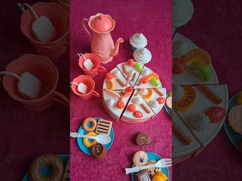 صحن كيك و العاب عيد ميلاد هابي بيرث دي      